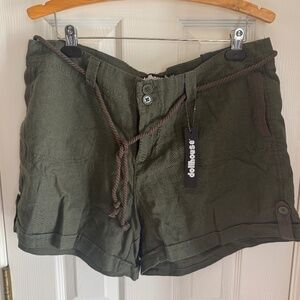 NWT Dollhouse Sienna linen shorts dark green Sz 14